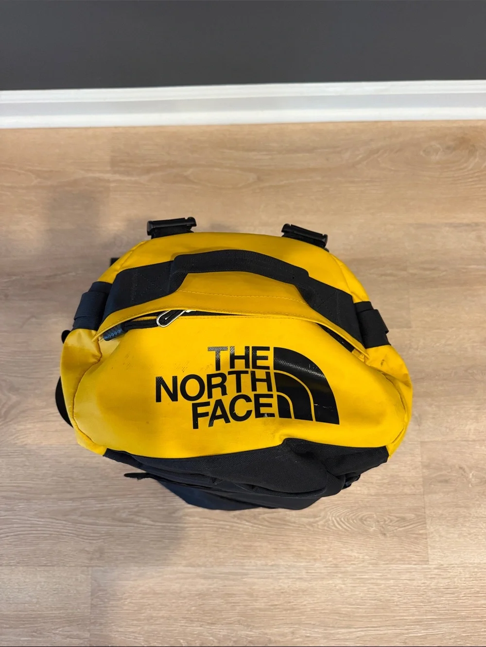 Rare Vans x The North Face Limited Edition Base Camp Duffel Bag + Toiletry Bag - Picture 3 of 7
